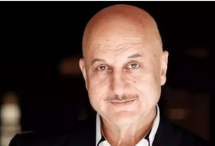 Anupam Kher: 