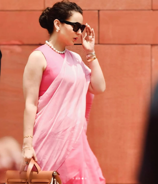 Kanganas Parliament Look