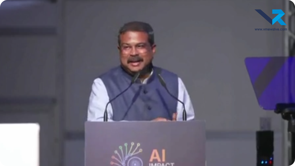 ‘Pushing the Frontier of AI in India’ शिक्षा में एआई क्रांति भारत मंडपम में बोले शिक्षा मंत्री धर्मेंद्र प्रधान ‘विज़न से कार्यान्वयन की ओर बढ़ रहा है भारत