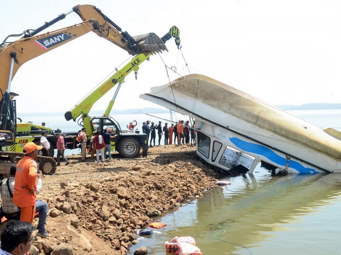 Jabalpur Cruise Accident